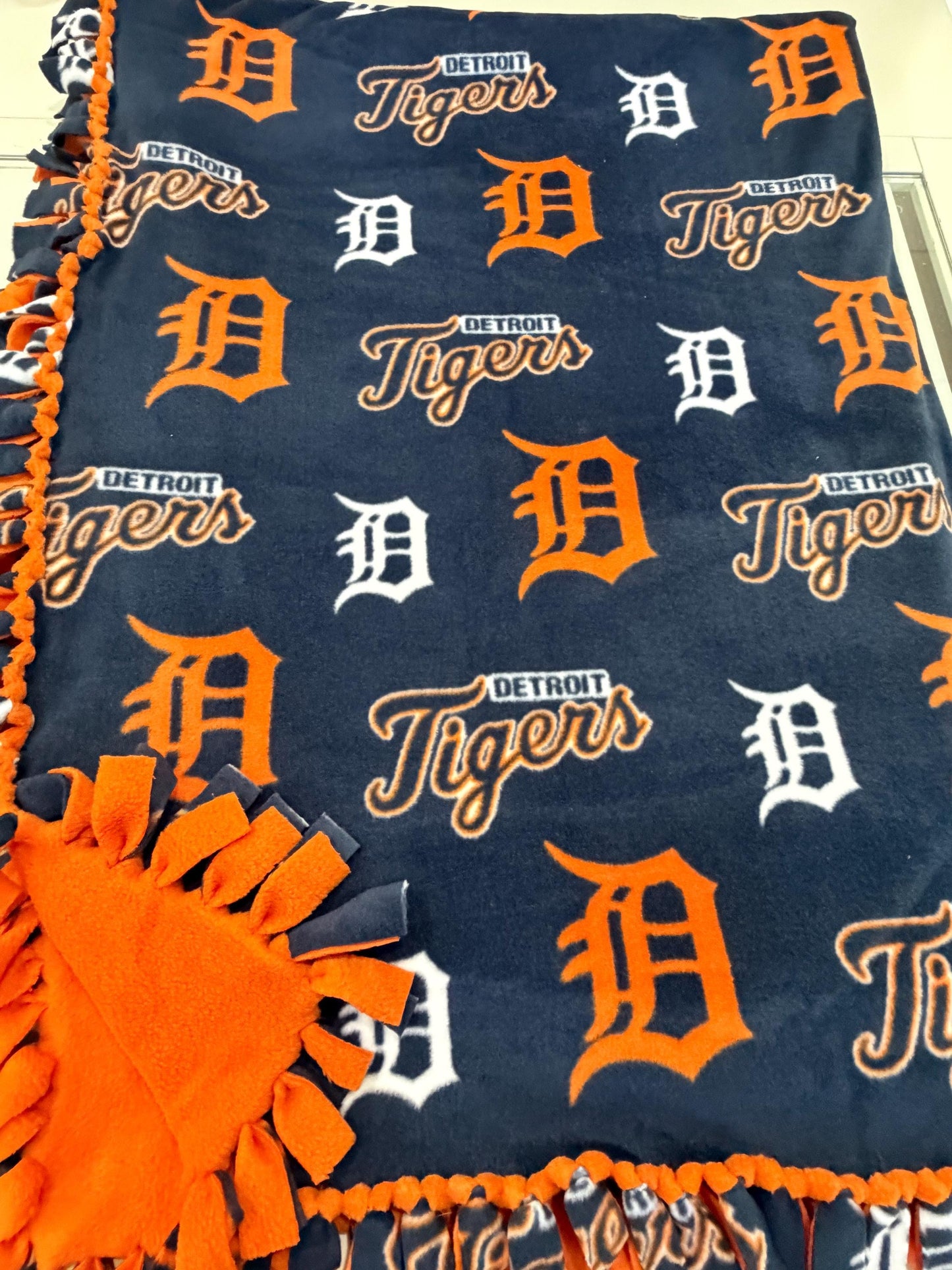 Detroit Tigers Knotted Blanket.